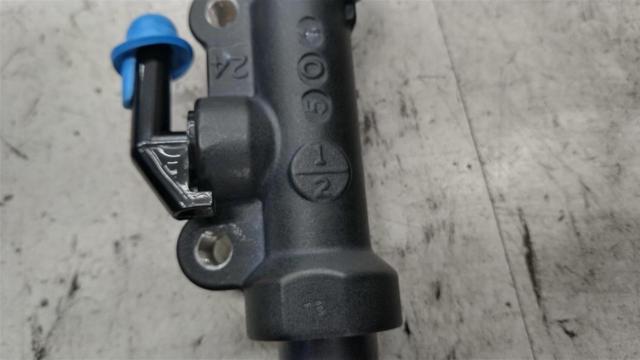 Brembo リアブレーキマスターシリンダー 39mmピッチ
