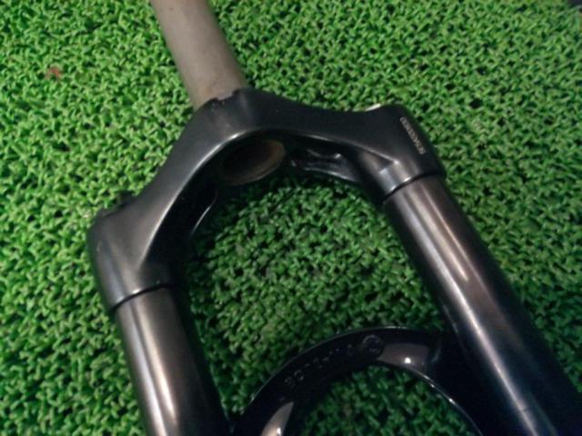 コラム長180/エンド幅100/対応インチ不明 SPINNER EDGE サスペンションフォーク