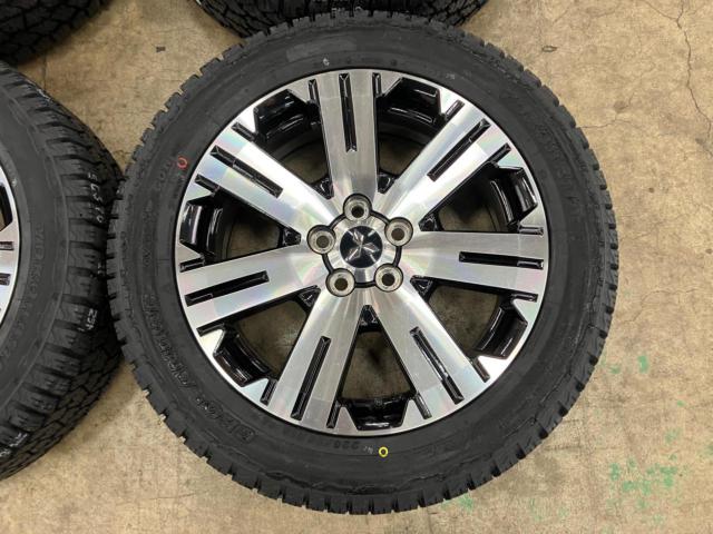 ☆国産新品タイヤ付☆ 三菱 デリカD:5/CV1W 純正ホイール + YOKOHAMA 