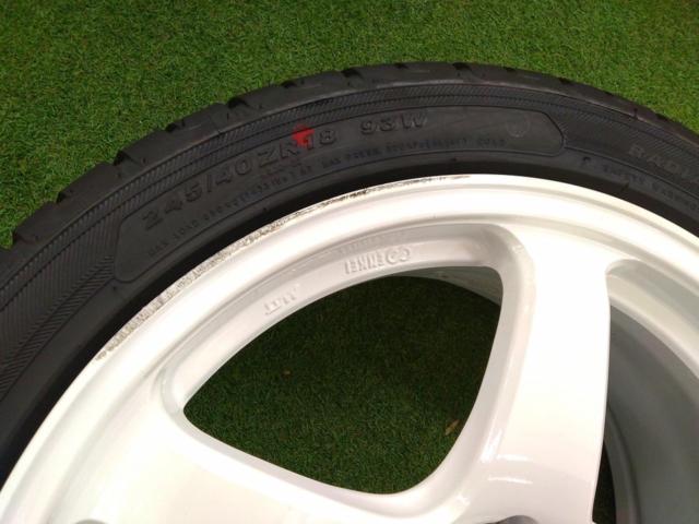 ENKEI
PerformanceLine
PF05
+
KENDA
KR 20
245 / 40R18
Manufactured in 2026