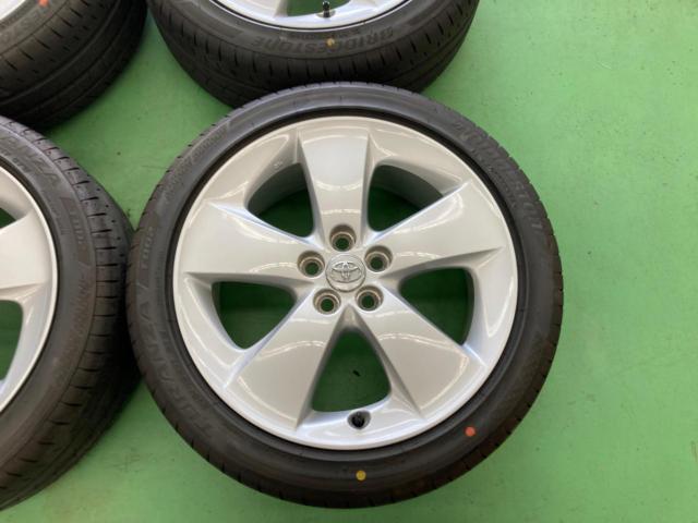 TOYOTA プリウス/ZVW30 Sツーリングセレクション純正ホイール + 