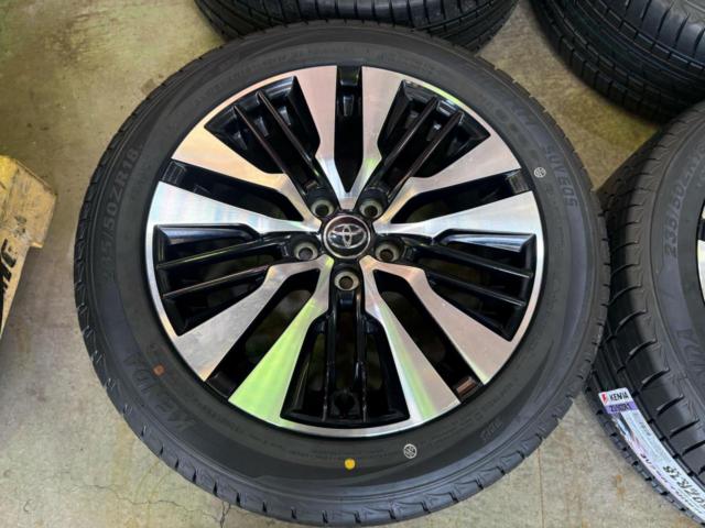新品タイヤ付き】 TOYOTA アルファード/ヴェルファイア 30系後期純正 