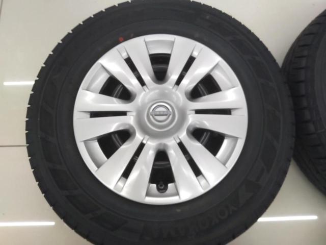 NISSAN NV350キャラバン 純正スチールホイール + YOKOHAMA BluEarth 
