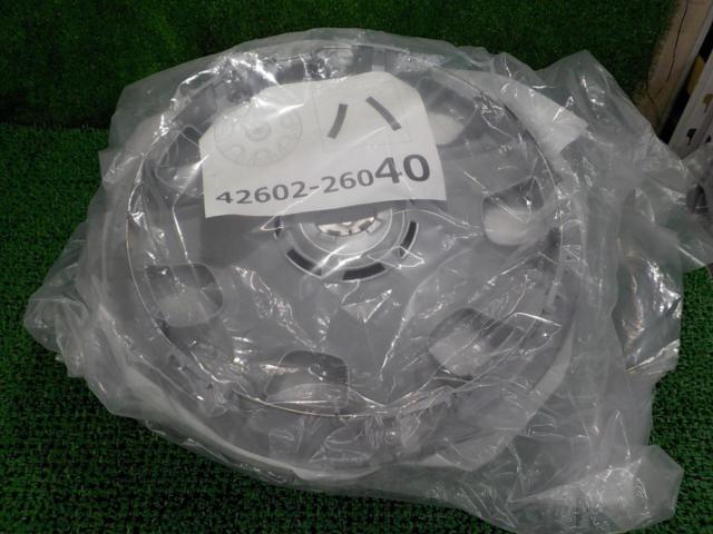 TOYOTA 純正ホイールカバー 【ハイエース/200系/15インチ用】 | 新古品 