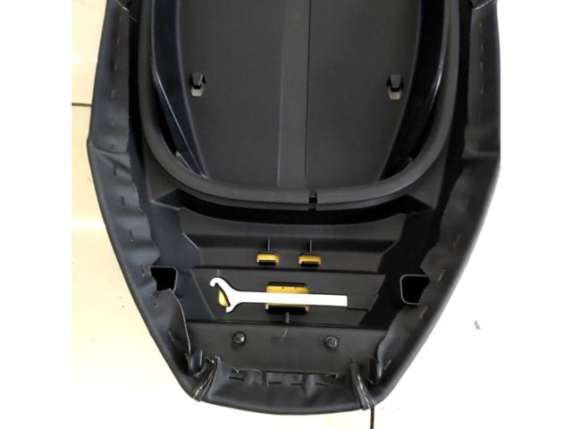 X-FORCE】YAMAHA 純正ローダウンシート | 目立った傷や汚れ無し 