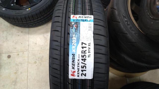 トヨタ  ZVW50 プリウス ツーリング ブラックエディション 純正 ホイール  + KENDA(ケンダ) KR203