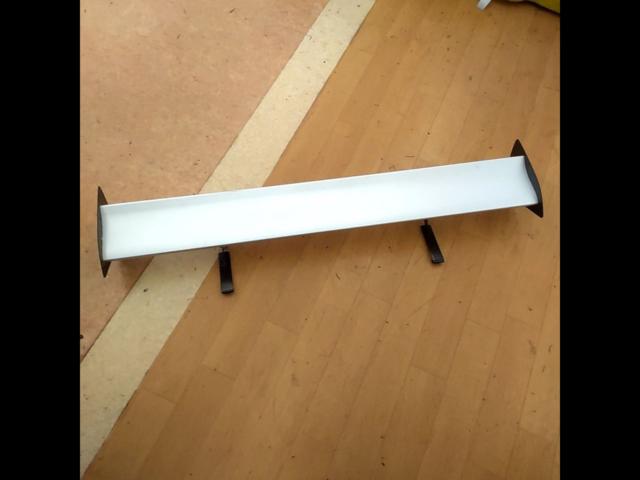 メーカー不明 汎用GTウイング/トランクスポイラー | やや傷や汚れあり 