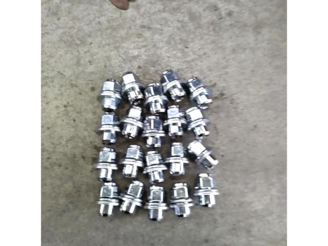 トヨタ 純正平座ナット 20個セット M12xP1.5 21HEX | 傷や汚れあり 