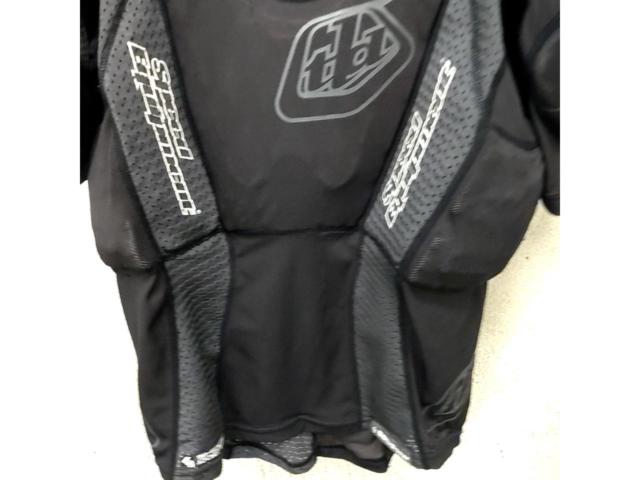 【Troy Lee Designs】 MTB用ボディープロテクター サイズM  BP 5850-HW