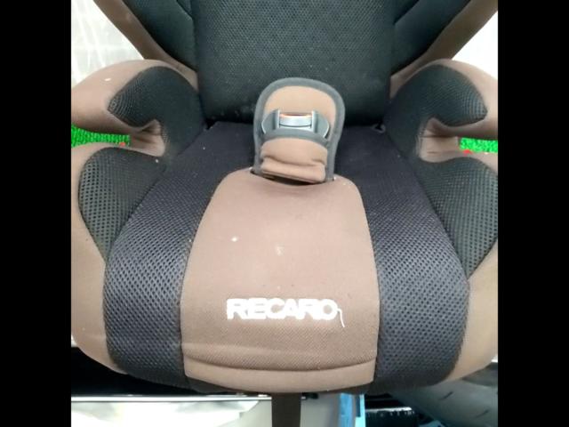 RECARO 370.008 チャイルドシート | やや傷や汚れあり | アップ 