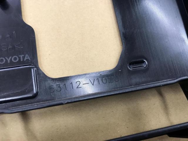 トヨタ純正】90系ノア フロントグリル(S-G/S-Zグレード) | やや傷や 