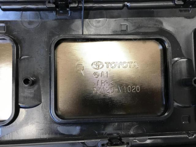 トヨタ純正】90系ノア フロントグリル(S-G/S-Zグレード) | やや傷や 