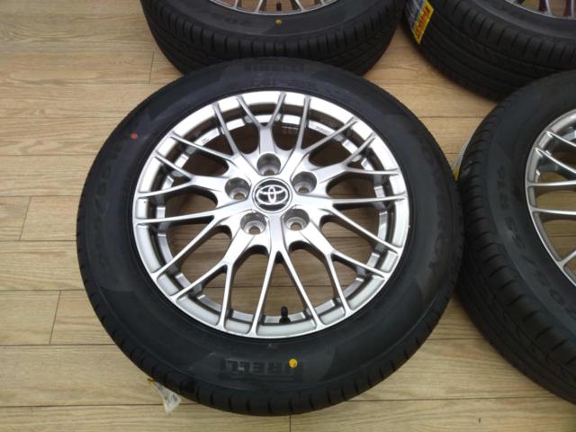 トヨタ 80系ヴォクシー 純正オプション BBS製ホイール + PIRELLI 