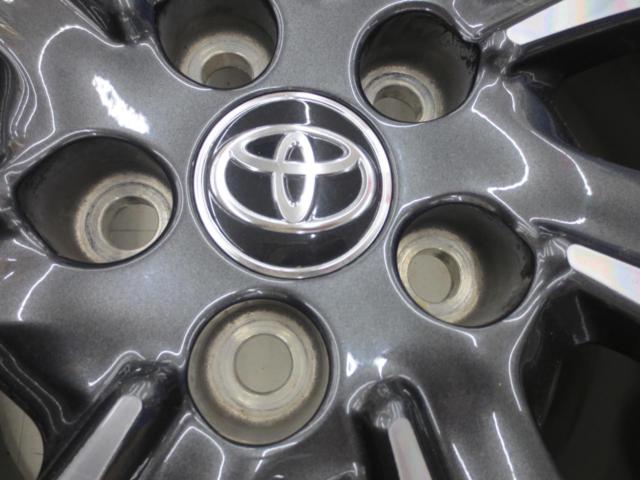 Toyota genuine parts
80 series VOXY late genuine wheel
+
KENDA (Kenda)
KR 203
205 / 60R16
96H
XL