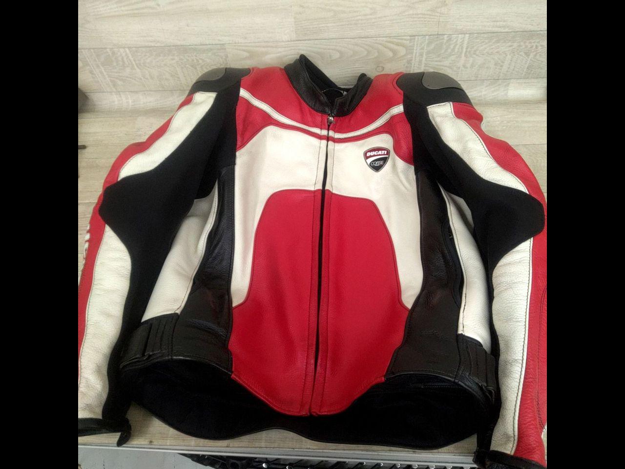 DAINESE × DUCATI レザージャケットサイズ:48 | やや傷や汚れあり 