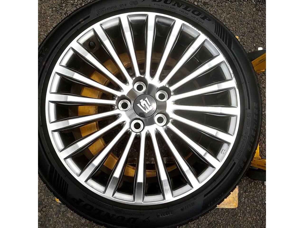 トヨタ純正 210系クラウンマジェスタ純正ホイール + DUNLOP LEMANS V+ 