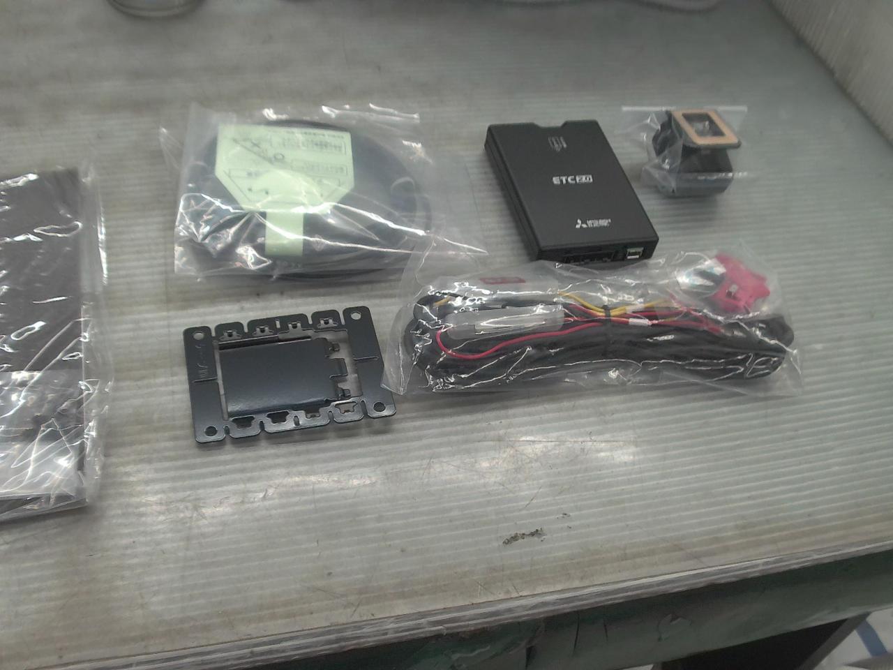 MITSUBISHI(ミツビシ) 三菱電機 ETC 2.0 EP-H224SG4 | 未使用 | アップ 