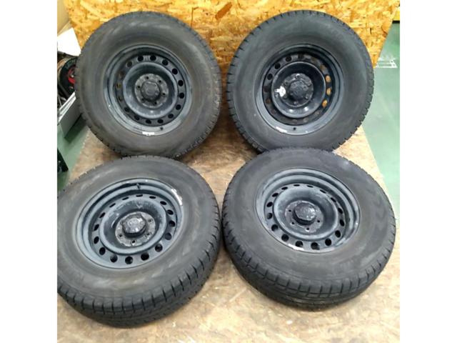 トヨタ FJクルーザー純正スチールホイール+YOKOHAMA iceGUARD G075 