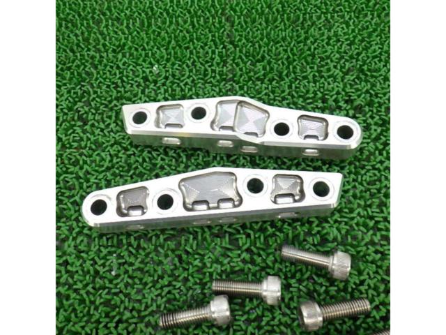 [Raiders] Manufacturer unknown
Front caliper support