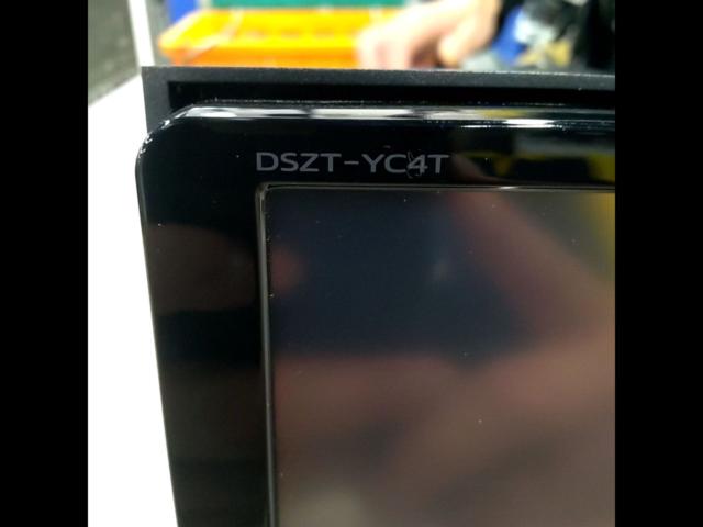 トヨタ 50プリウス純正 DSZT-YC4T 9インチ フルセグ/DVD/CD/SD/SD録音 