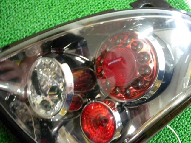 Junyan LEDユーロテール  運転席側