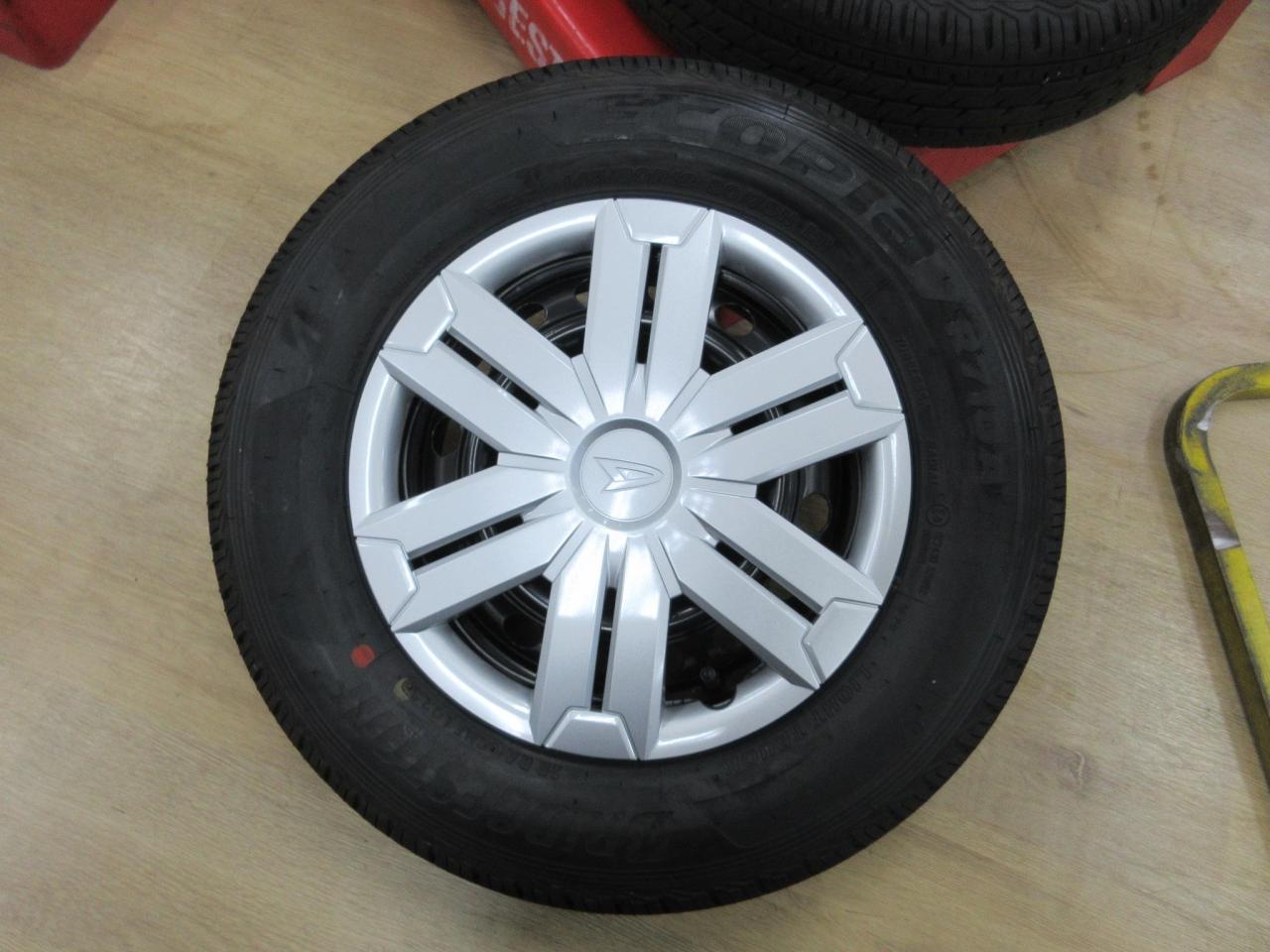 ダイハツ純正(DAIHATSU) アトレー純正スチールホイール+BRIDGESTONE 