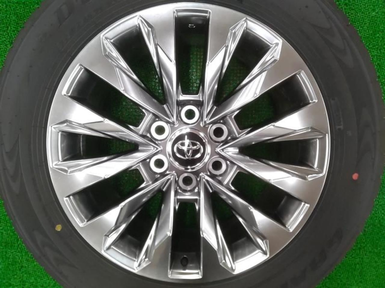 TOYOTA(トヨタ) 300 ランドクルーザー ZXグレード純正ホイール + 