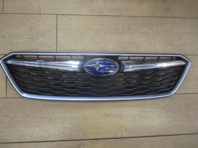 SUBARU インプレッサスポーツ/GT系純正フロントグリル | やや傷や汚れ 