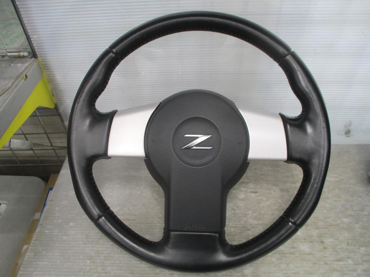 日産純正 フェアレディZ/Z33 純正ステアリング | やや傷や汚れあり 