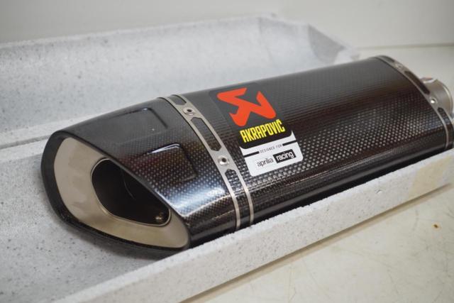 aprilia純正OP AKRAPOVIC (アクラポビッチ)フルエキゾースト【apriliaアプリリア RS 660 TUONO 660 21-25】