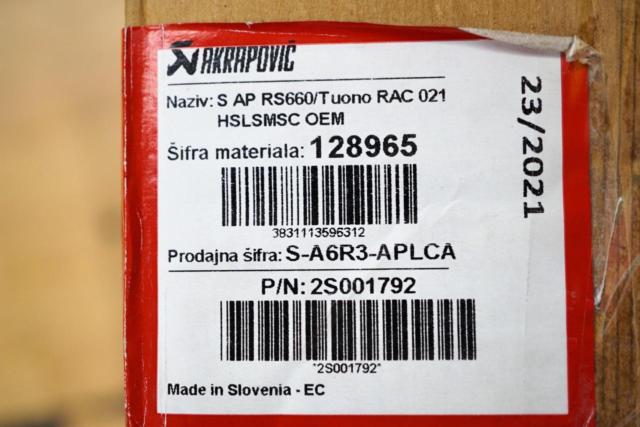 aprilia純正OP AKRAPOVIC (アクラポビッチ)フルエキゾースト【apriliaアプリリア RS 660 TUONO 660 21-25】