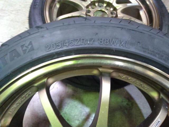 RAYS VOLK RACING CE28N 10SPOKE DESIGN + SHIBATIRE R23 205/45R17 300
