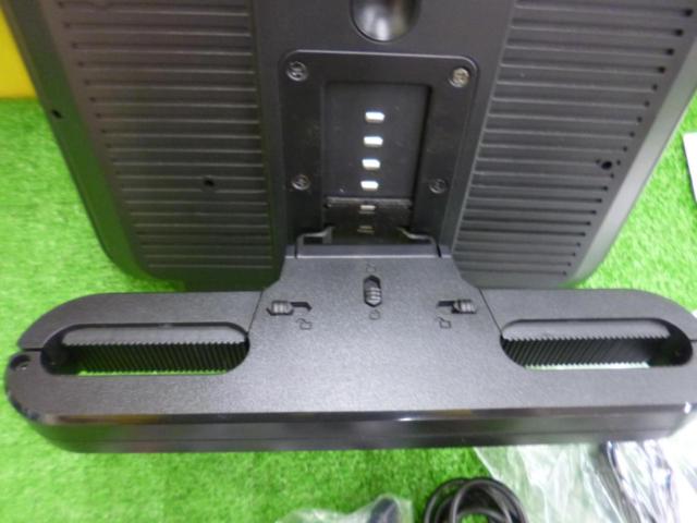 山善 Qriom CPD-M101 10.1インチヘッドレストモニター / DVDプレーヤー