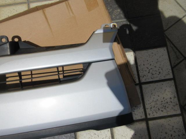 トヨタ純正】ハイエース純正 フロントグリル | 中古品 | アップ 