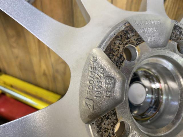 BRIDGESTONE ECO FORME SE-10