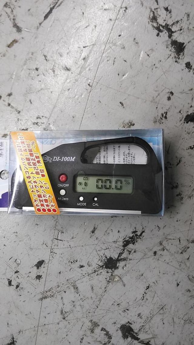 【WG】【DI-100M】コンパクトデジタル水平器