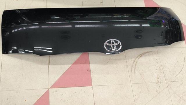 トヨタ純正】200系ハイエース/3型/標準ボディ 純正ボンネット | やや傷 