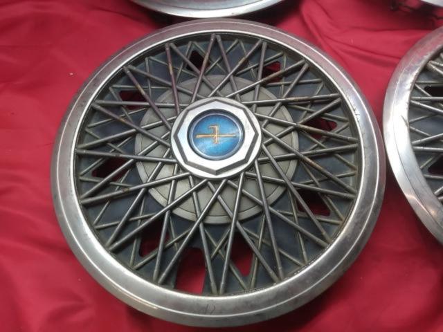【日産純正】 NISSAN セドリック/グロリア 430系 14インチ  ホイールキャップ
