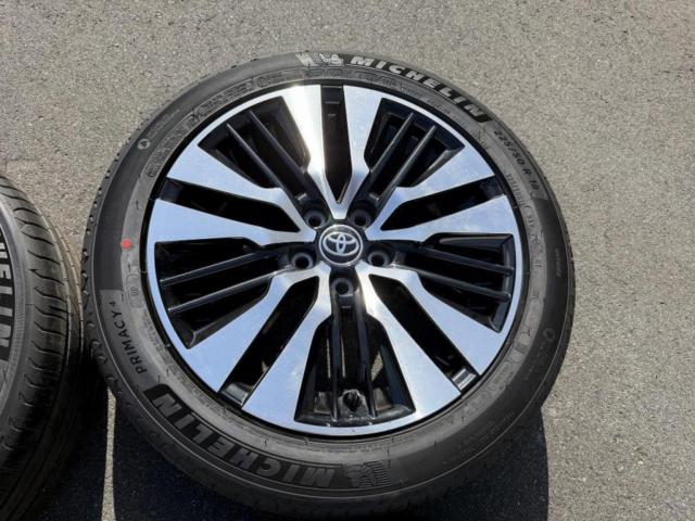 トヨタ 30系 アルファード 後期 切削光輝 純正ホイール + MICHELIN 