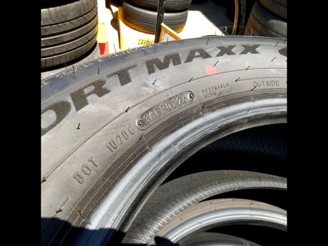DUNLOP】e.SPORT MAXX 235/60R18 | 目立った傷や汚れ無し | アップ 