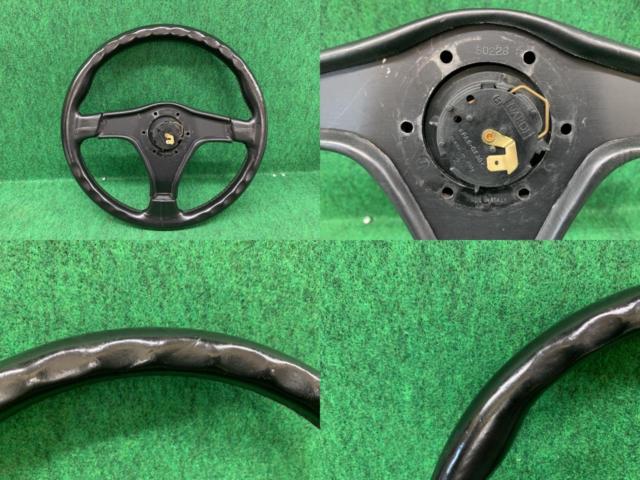 NARDI 3本スポークステアリング36Φ | やや傷や汚れあり | アップ 