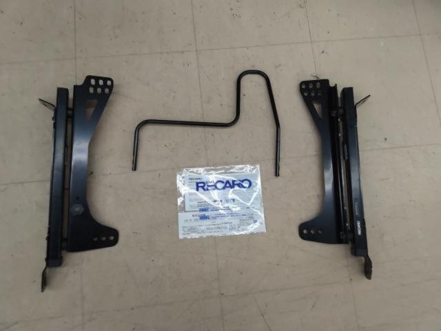 RECARO】純正ベースフレーム マツダ ロードスター 右席用(2082.011.2 