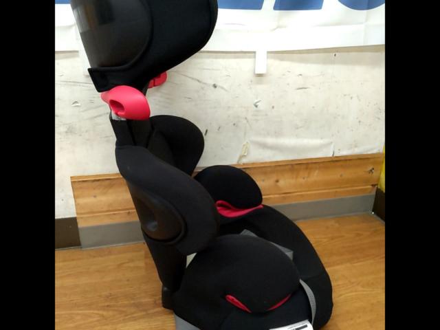 combi MOVE FIT Jr CV-HBW チャイルドシート