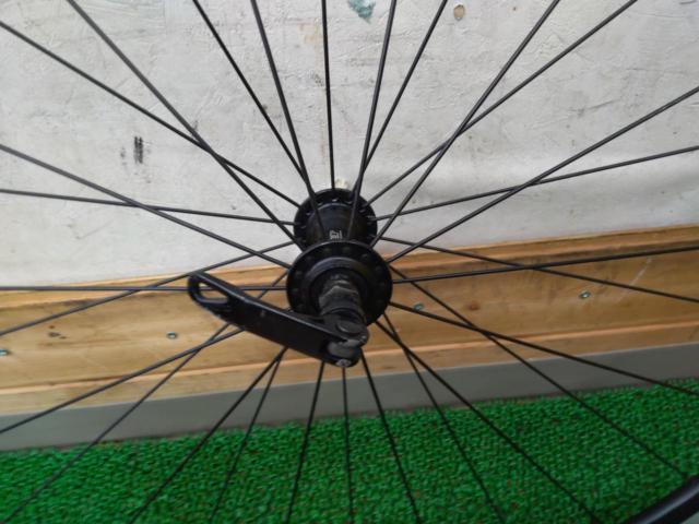 メーカー複合品 FELT型番不明ハブ×MAVIC CXP22リム 622×15C クリンチャーアルミフロントホイール