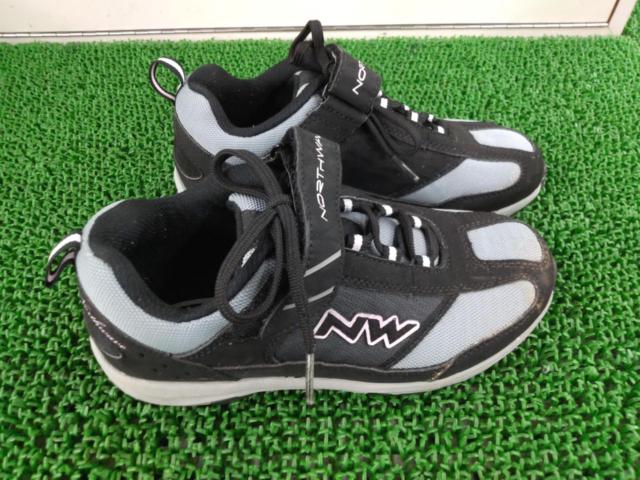 サイズ25.0 NORTHWAVE レディースMTBシューズ ブラック/パープル