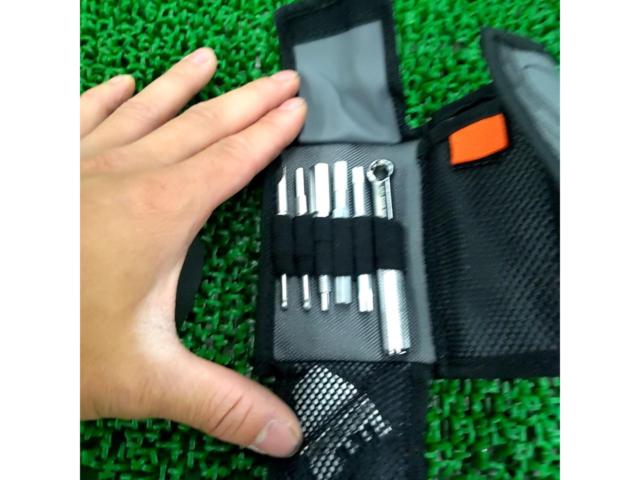 Blackburn Big Switch Multi-Tool 携帯工具