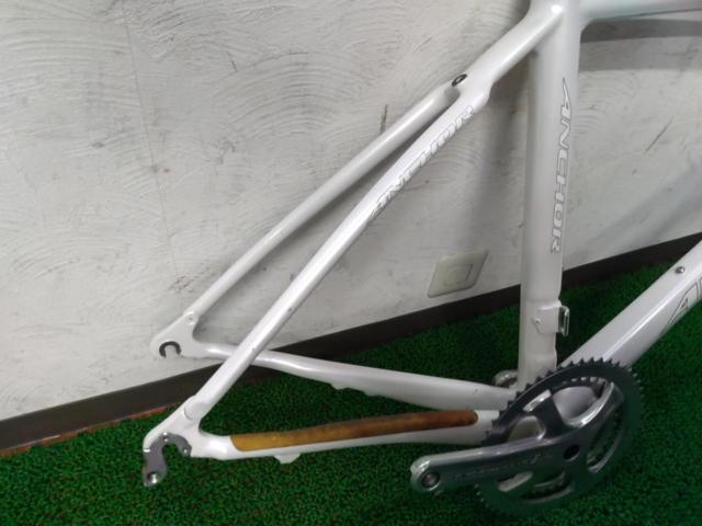 ANCHOR RL8 EQUIPE 年式不明 カーボンロードバイク フレーム CAMPAGNOLO POTENZAクランクセット