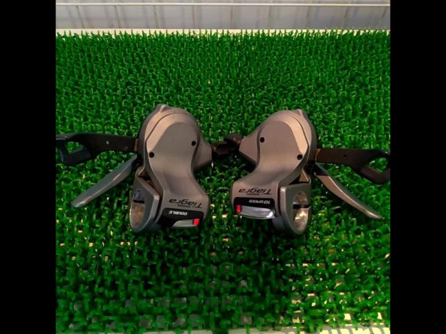 SHIMANO TIAGRA SL-4600 2×10S シフター 左右セット | シフトレバーを 