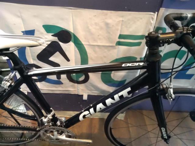 GIANT OCR 年式不明 700x23c 2-8s アルミロードバイク ブラック
