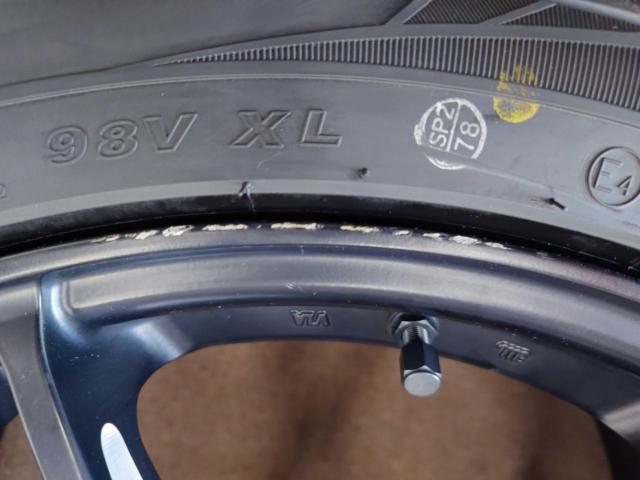 WedsSport
SPORT
SA-60M
+
KENDA
KR 203